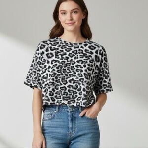 Splendid women’s Animal Print sweater t-shirt top black white Large MSRP $88